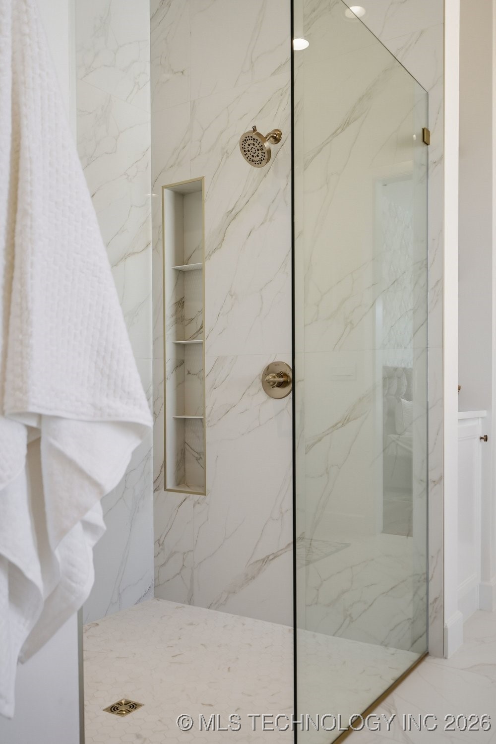 15240 S 27th East Avenue Property Photo 33