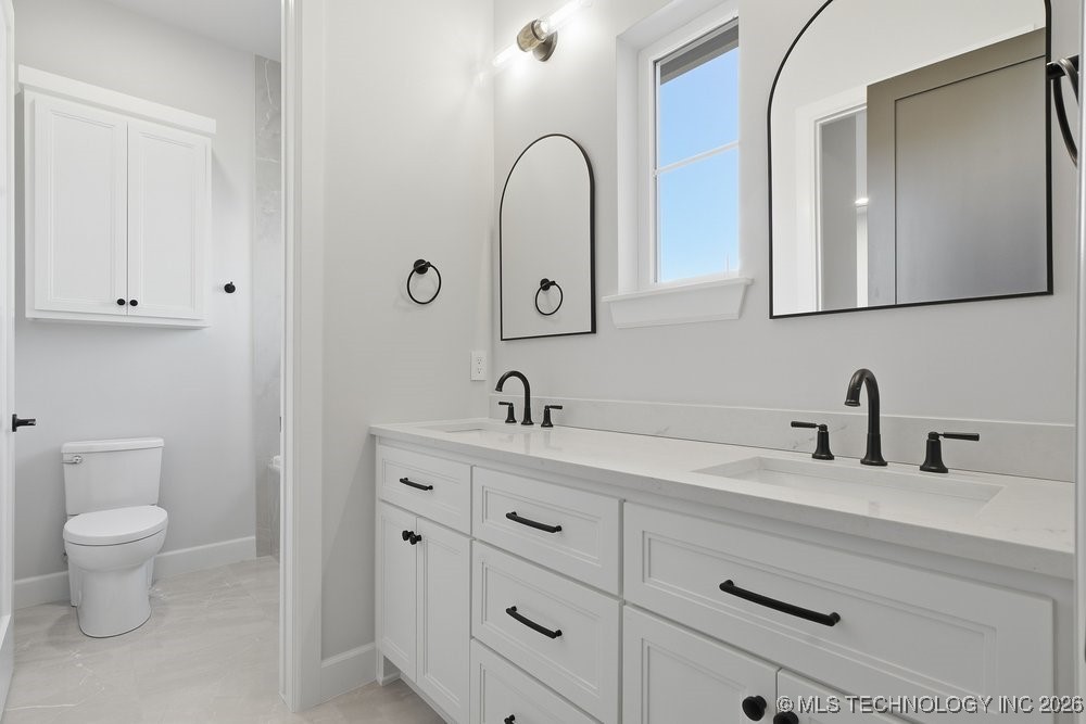 15240 S 27th East Avenue Property Photo 38