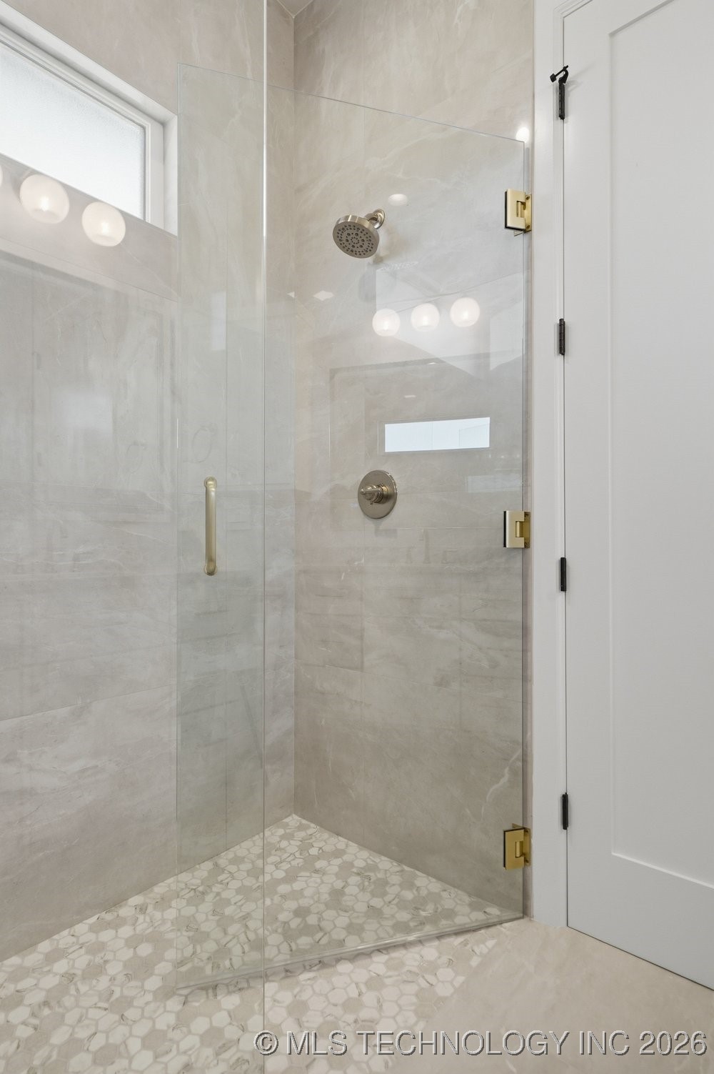 15240 S 27th East Avenue Property Photo 47