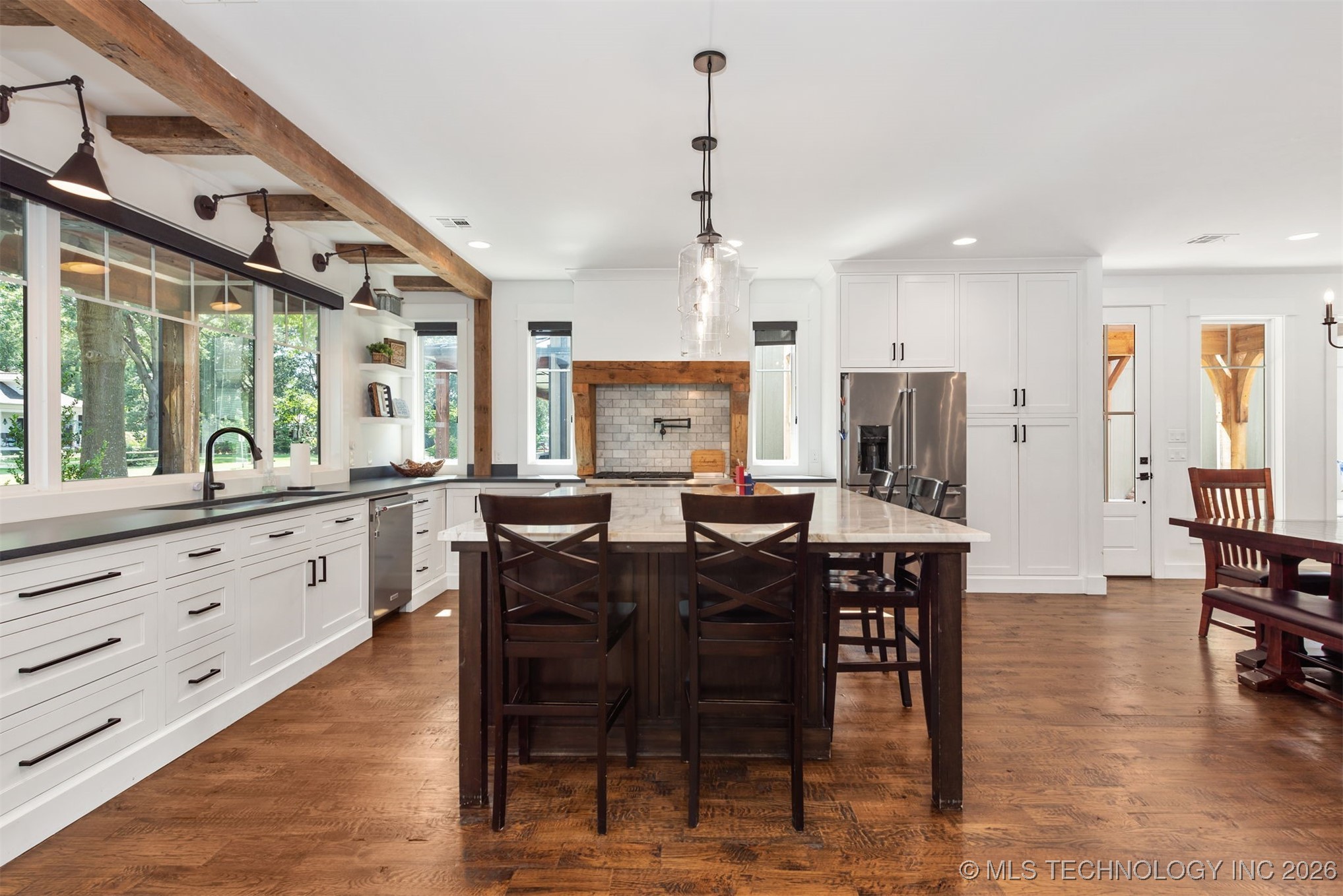 312 E Dallas Street Property Photo 12