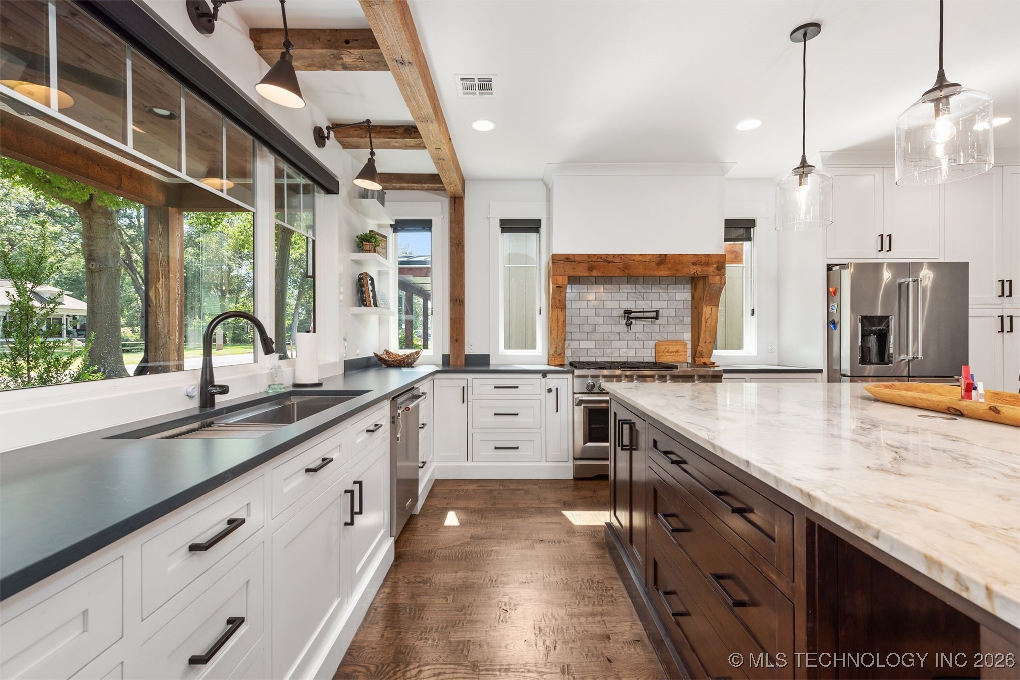 312 E Dallas Street Property Photo 16