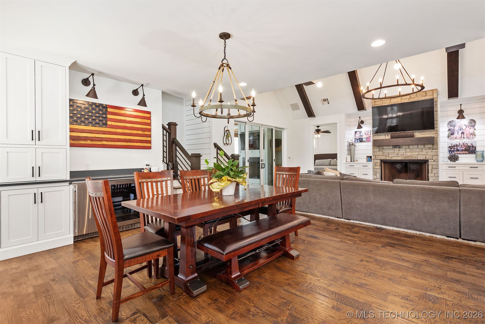 312 E Dallas Street Property Photo 17