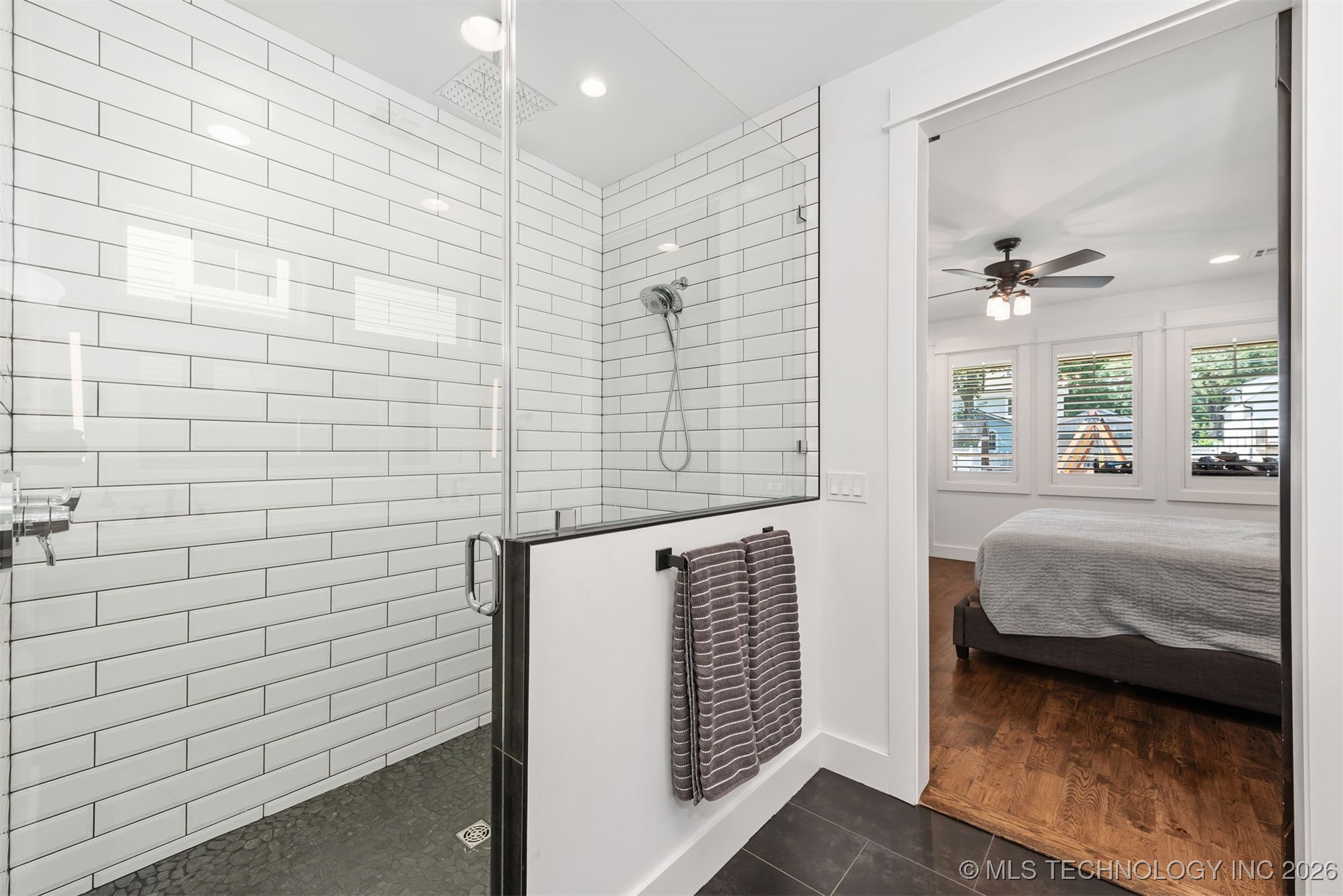 312 E Dallas Street Property Photo 22