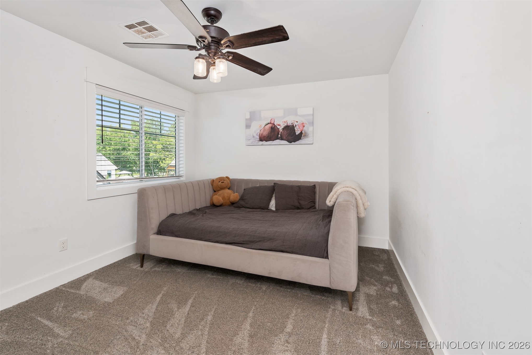 312 E Dallas Street Property Photo 35