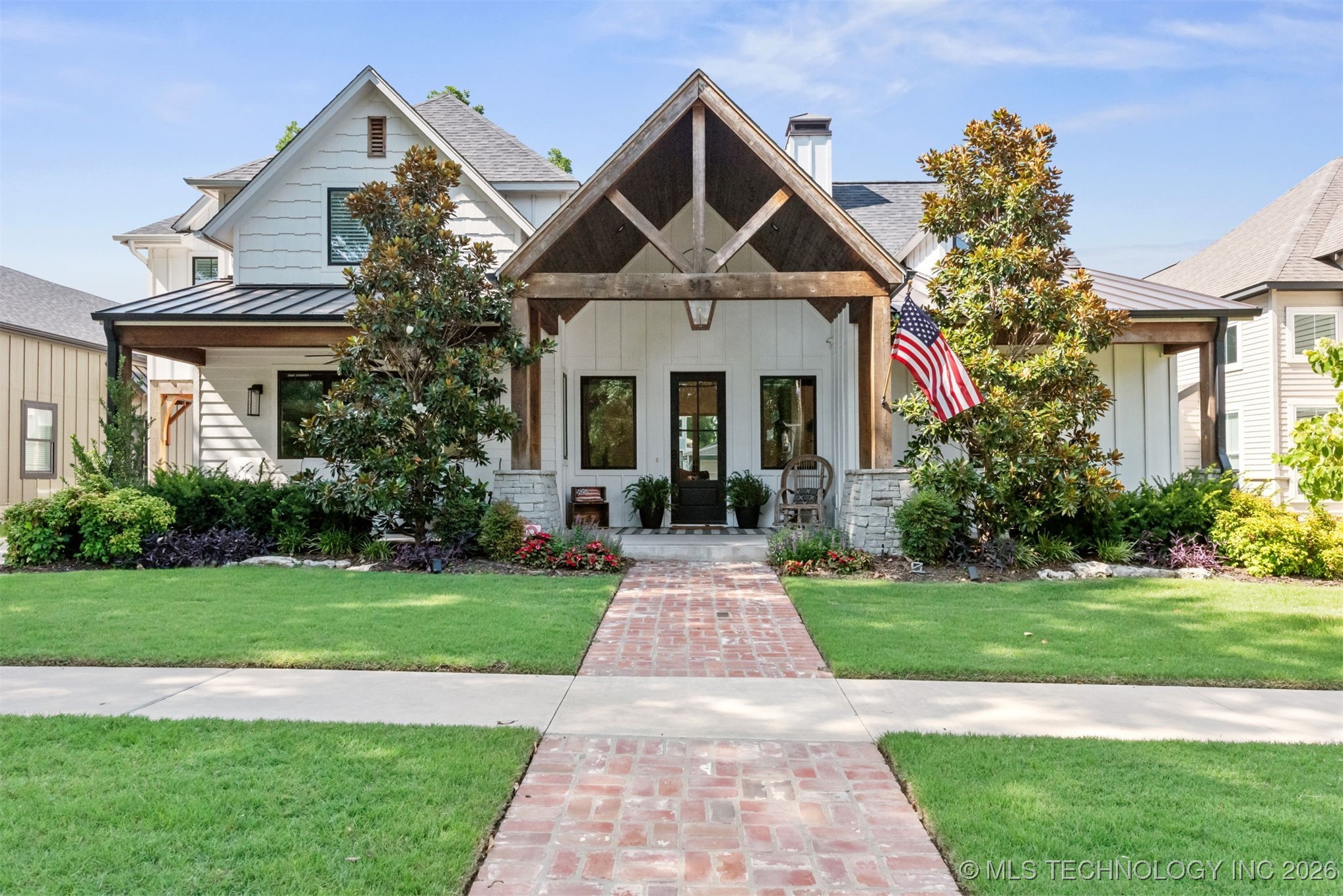 312 E Dallas Street Property Photo 52