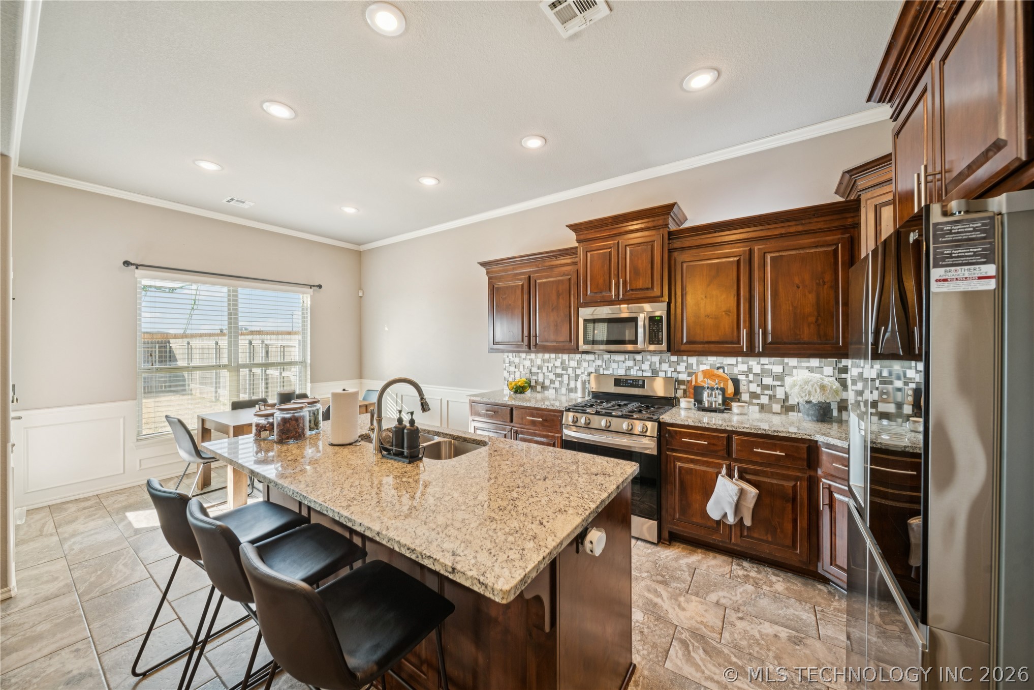 1623 E Fulton Place Property Photo 14