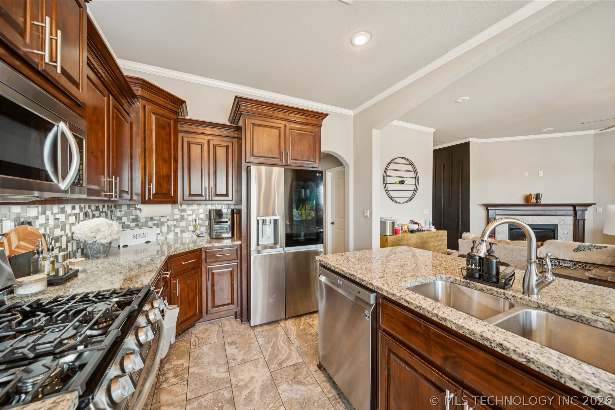 1623 E Fulton Place Property Photo 18