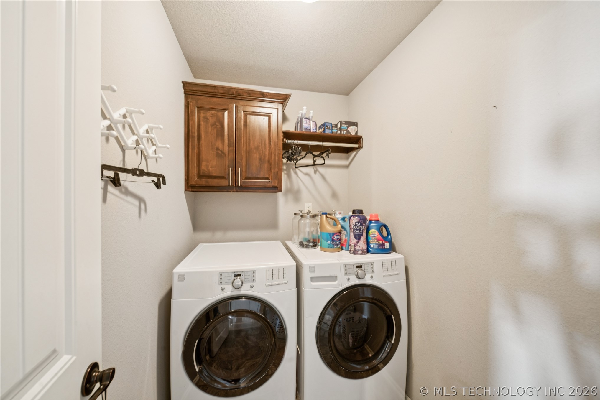 1623 E Fulton Place Property Photo 19