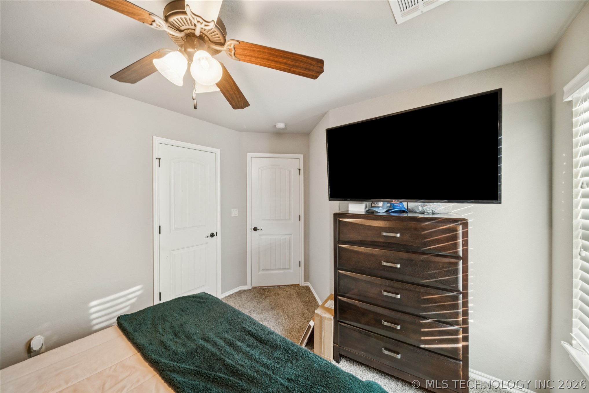 1623 E Fulton Place Property Photo 30