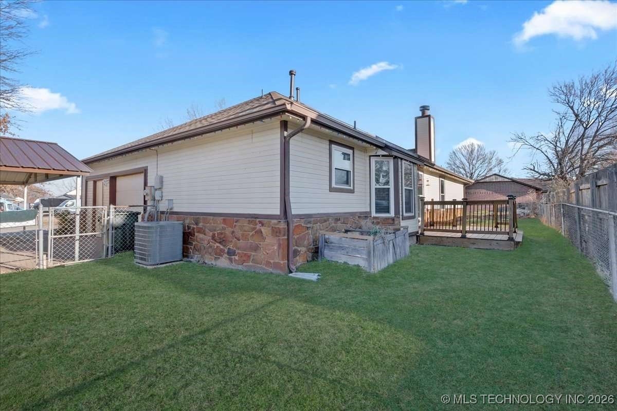 2010 S Missouri Avenue Property Photo 5