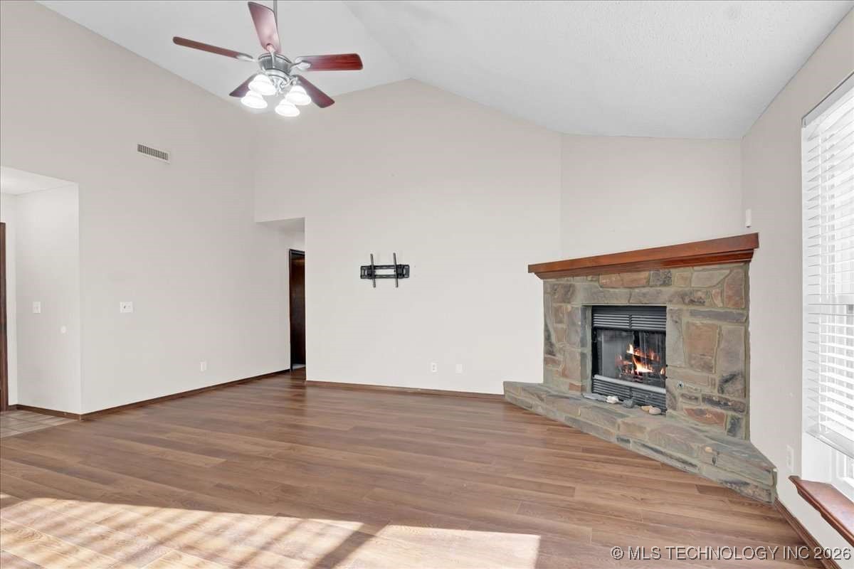 2010 S Missouri Avenue Property Photo 9