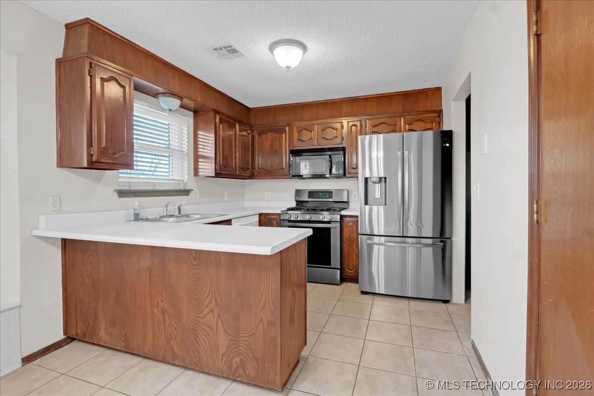 2010 S Missouri Avenue Property Photo 12