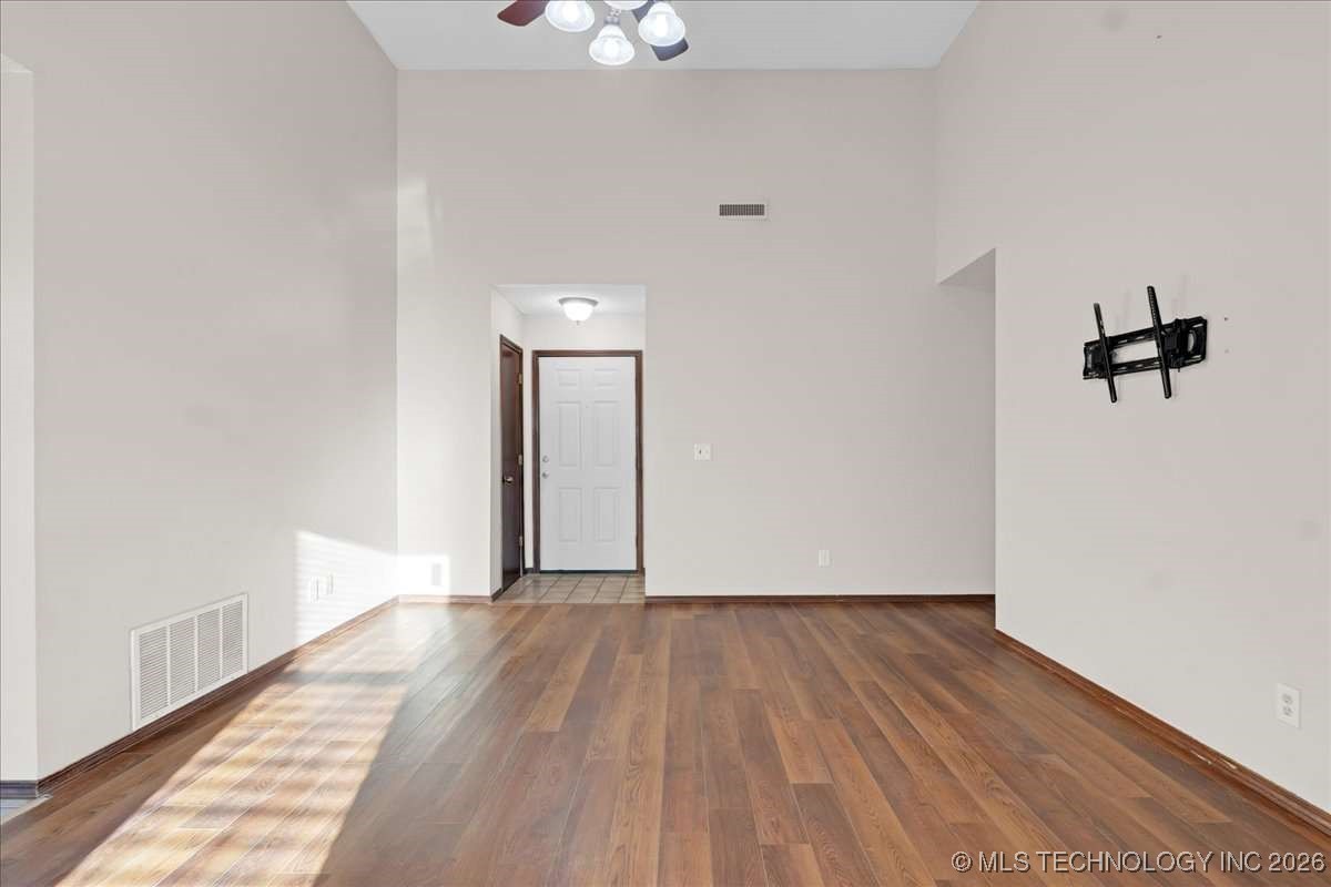 2010 S Missouri Avenue Property Photo 14