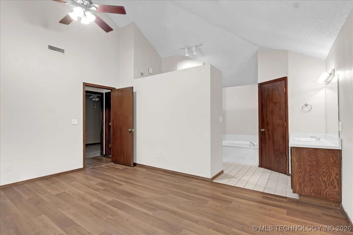 2010 S Missouri Avenue Property Photo 18