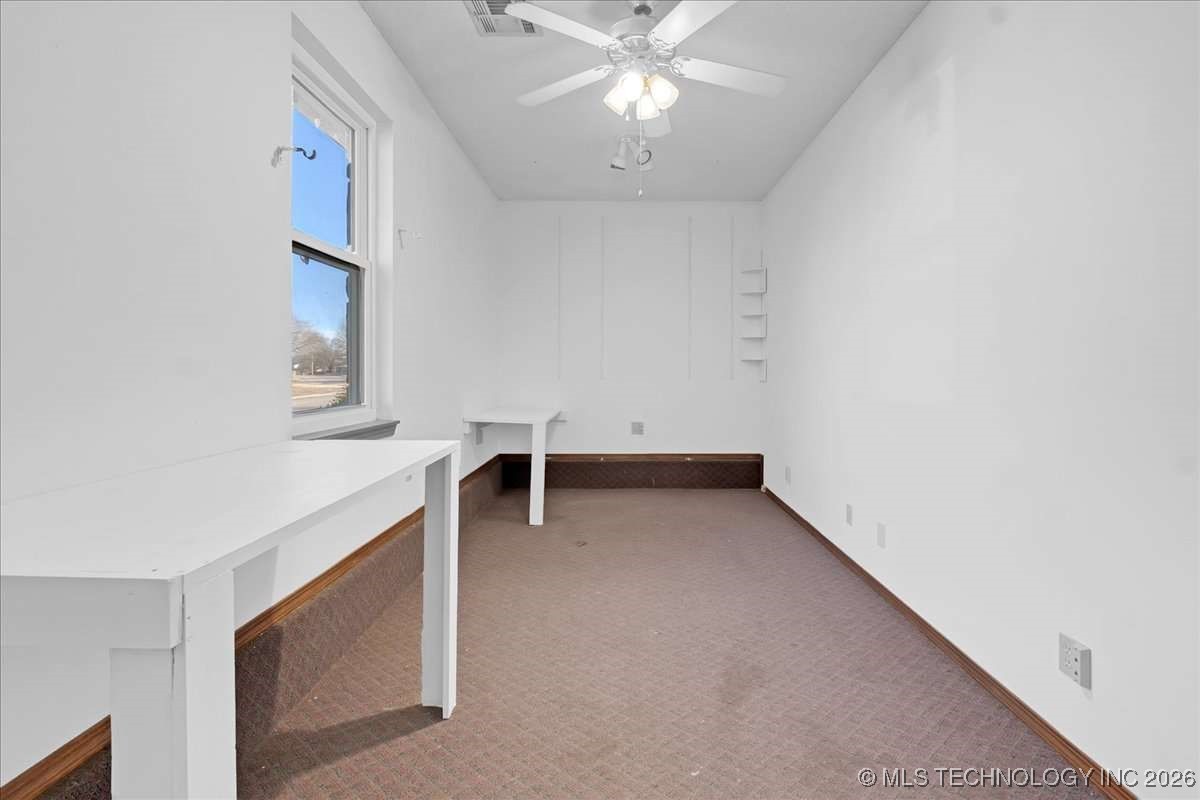 2010 S Missouri Avenue Property Photo 27