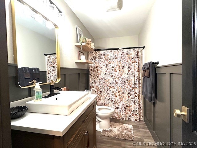 3806 Club View Drive Property Photo 17