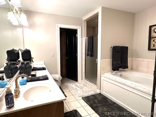 3806 Club View Drive Property Photo 26