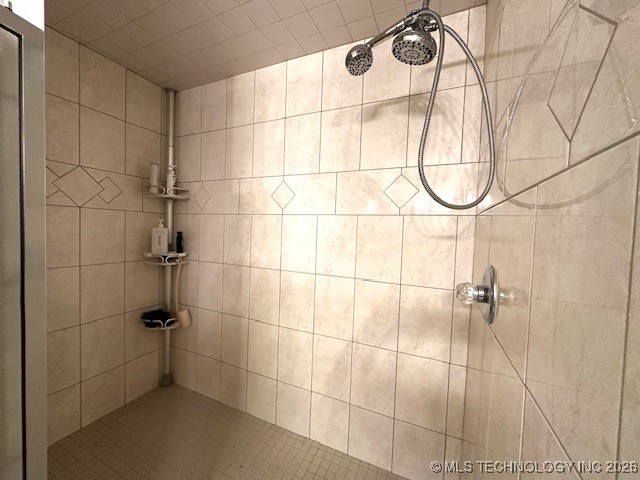 3806 Club View Drive Property Photo 28