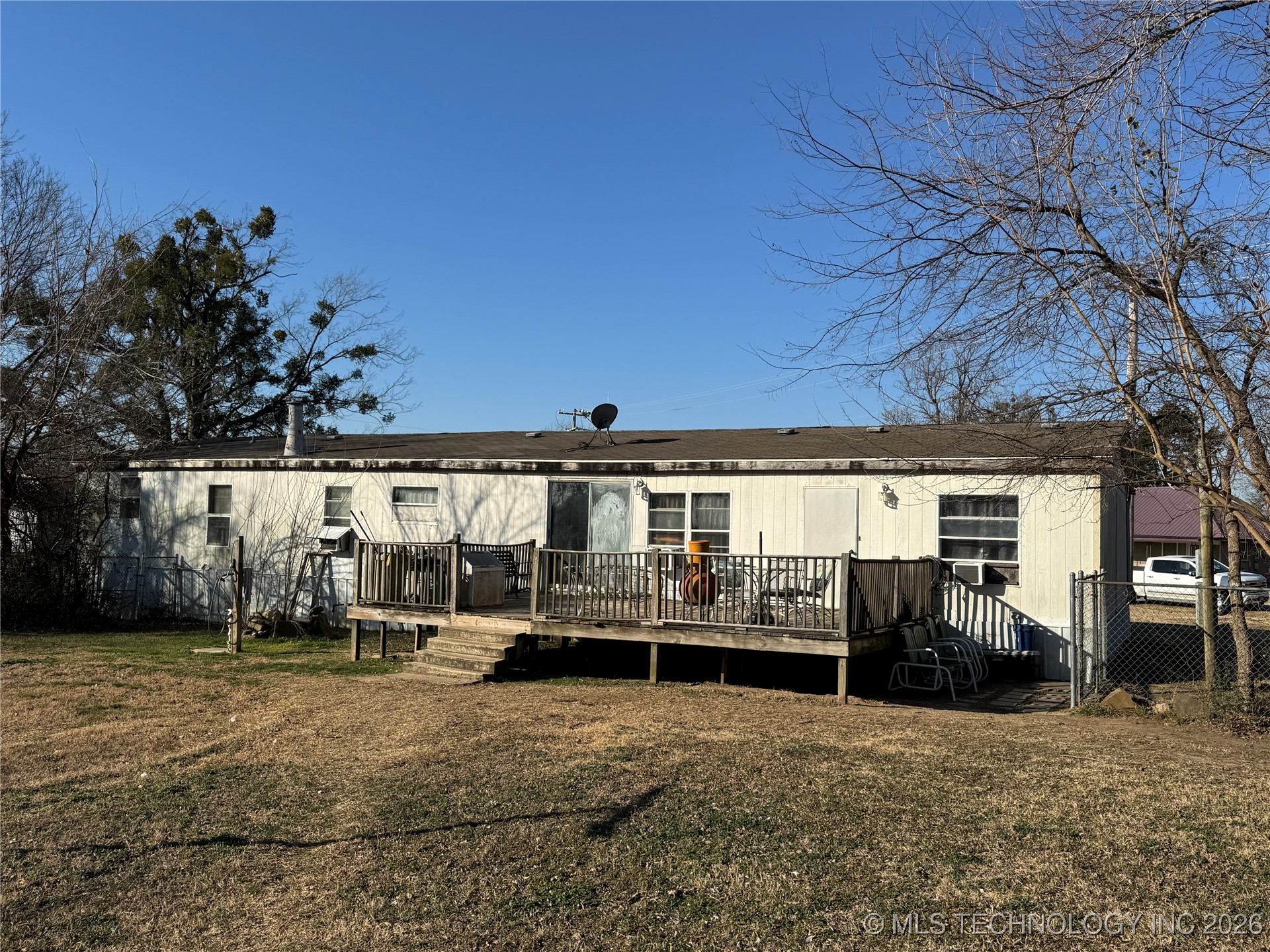 300 Brewer Property Photo 16