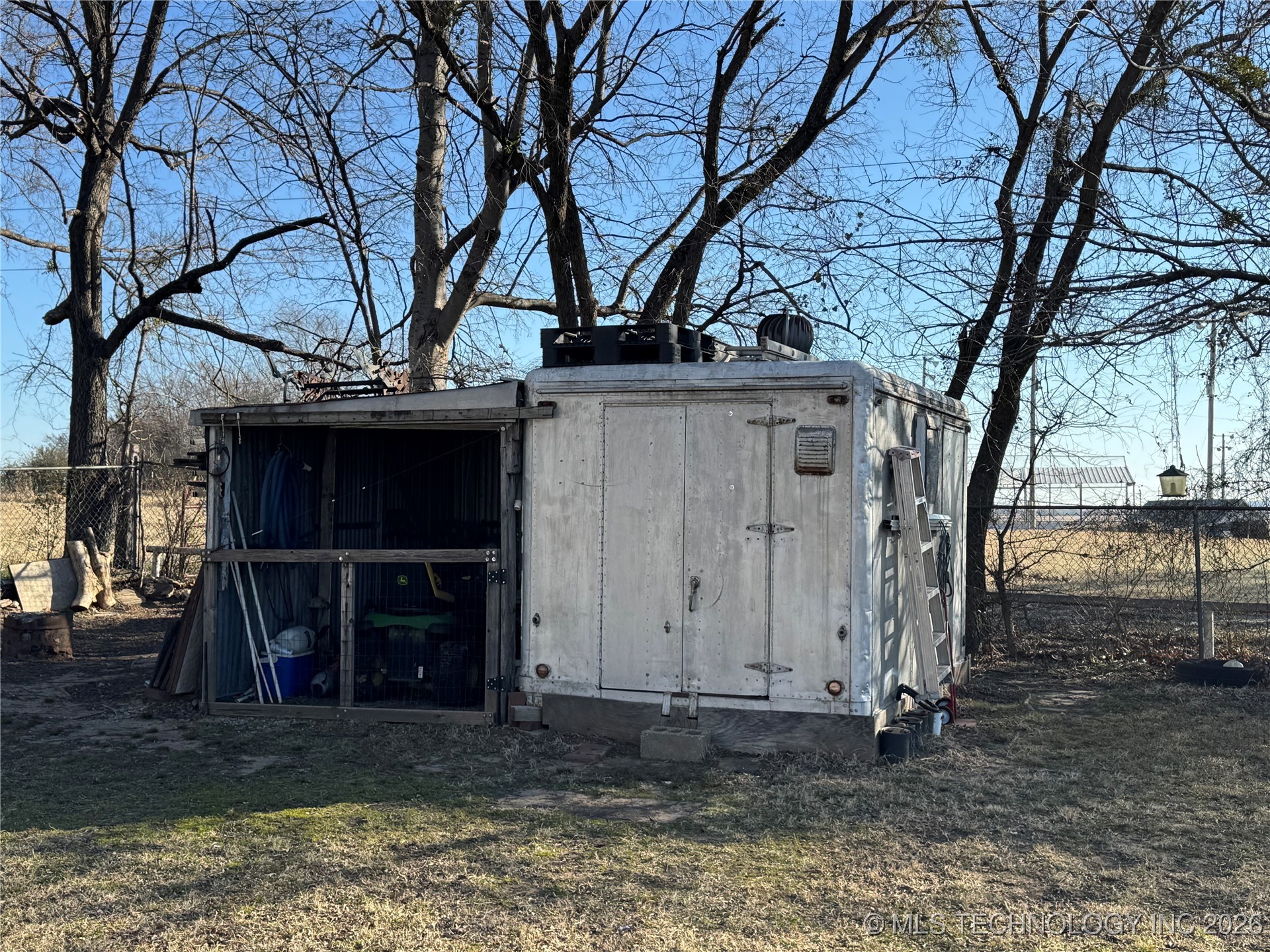 300 Brewer Property Photo 18