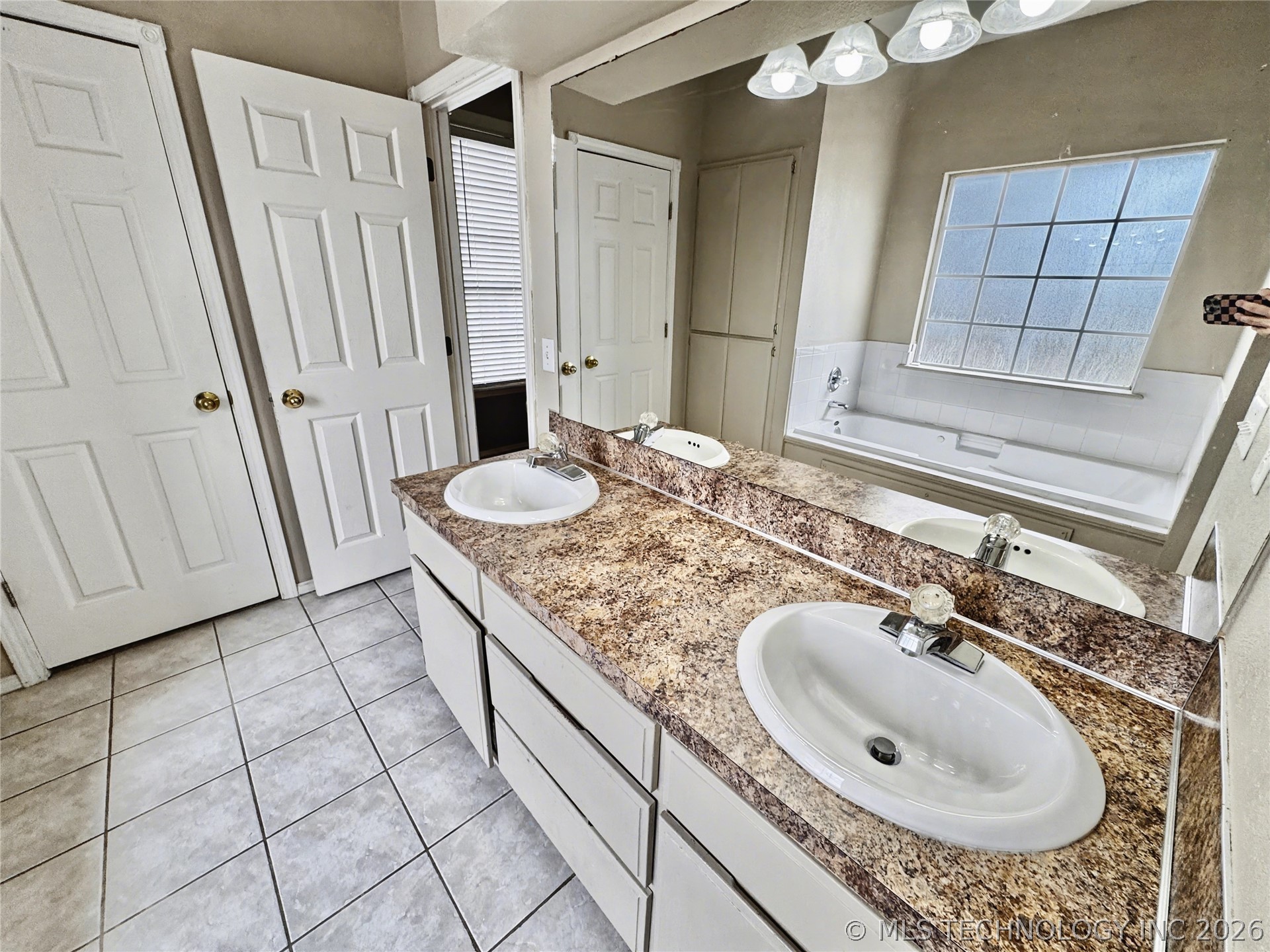 1580 Aspen Drive Property Photo 39