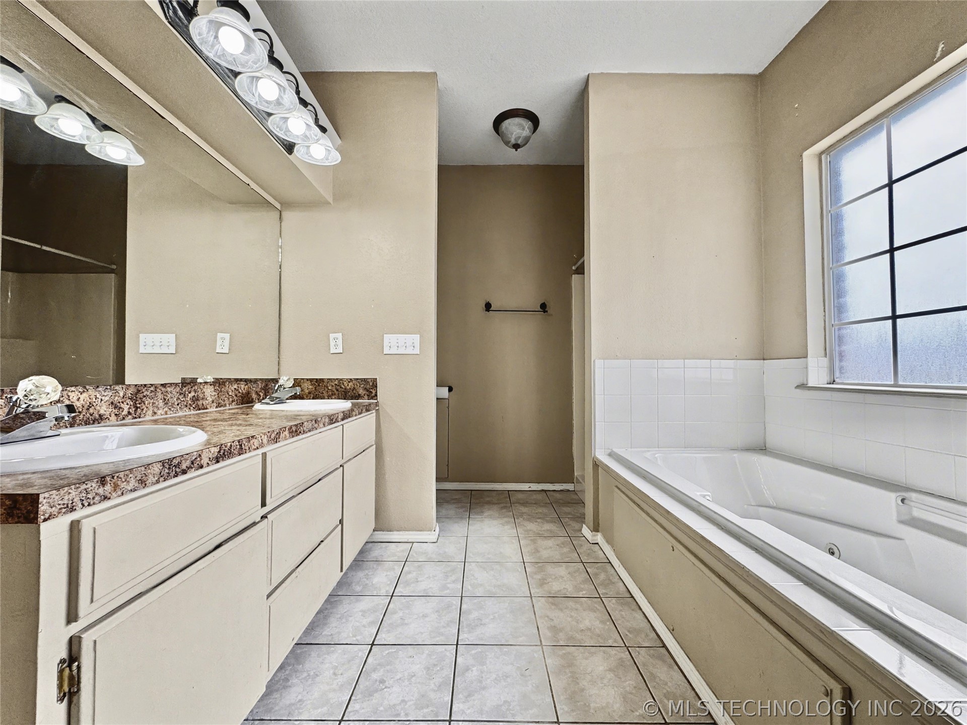 1580 Aspen Drive Property Photo 41