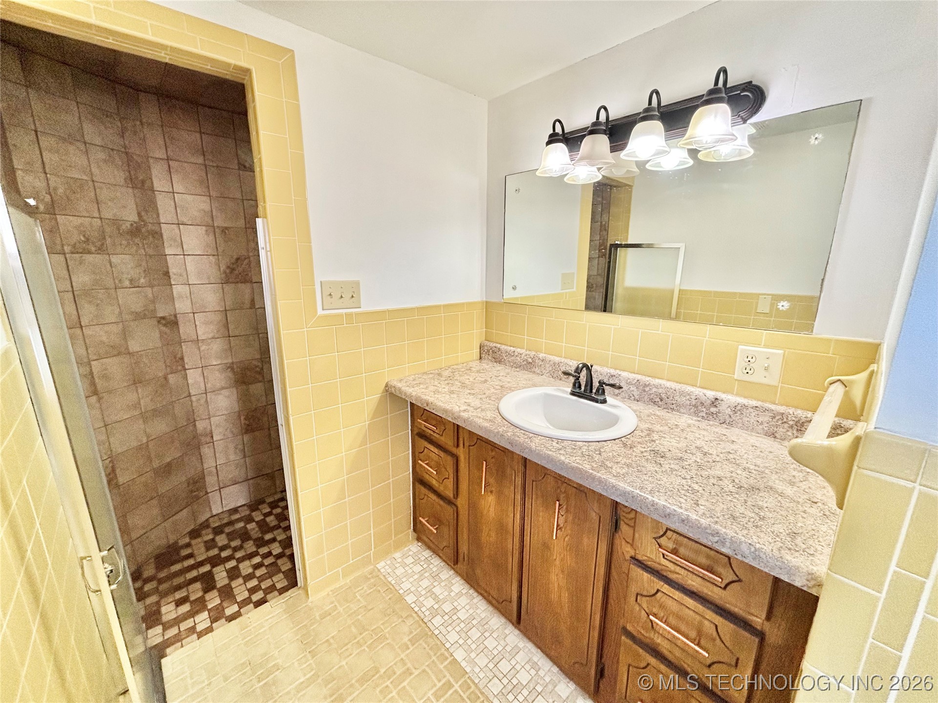 48380 Caughern Lane Property Photo 22