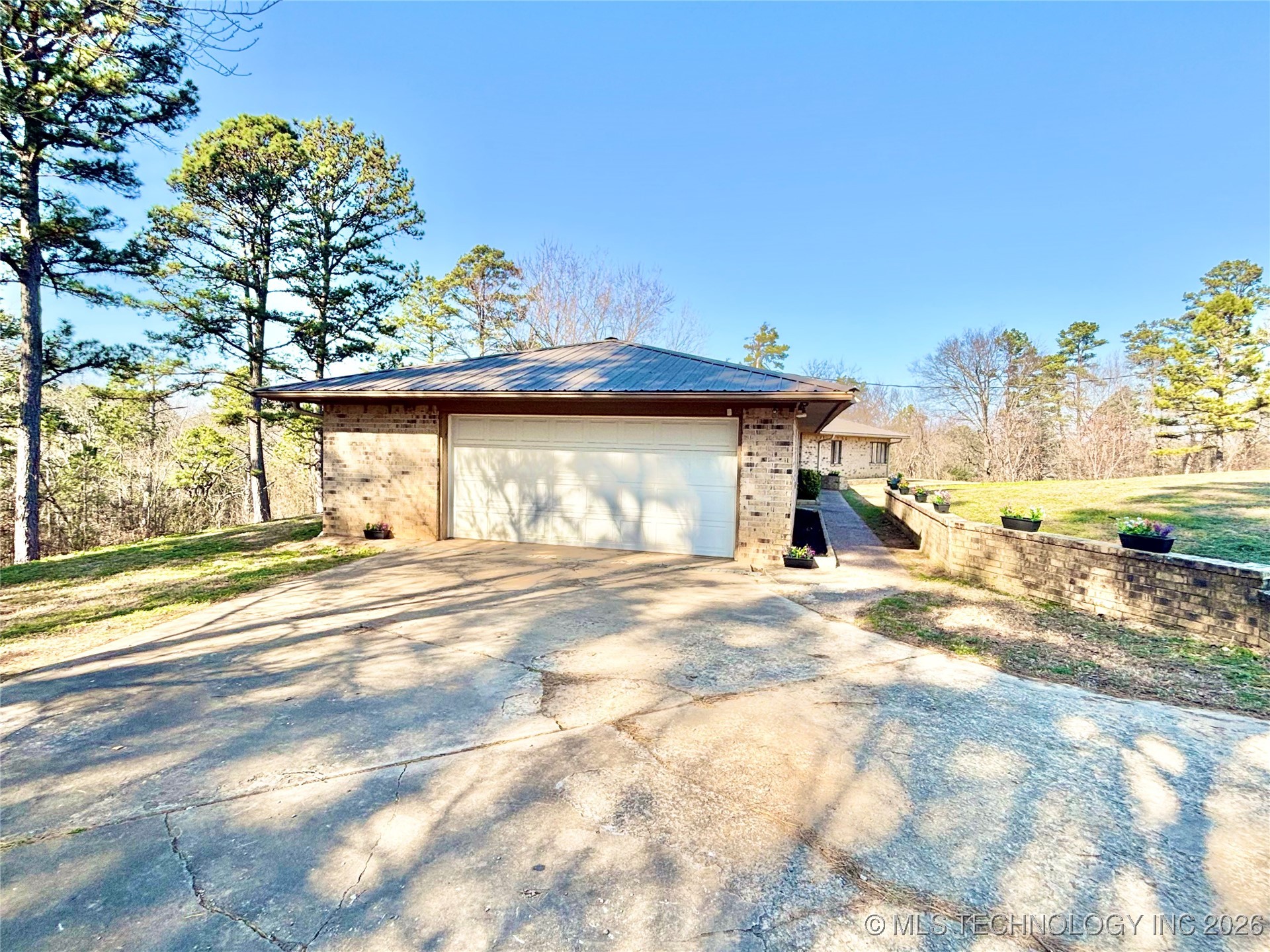 48380 Caughern Lane Property Photo 42