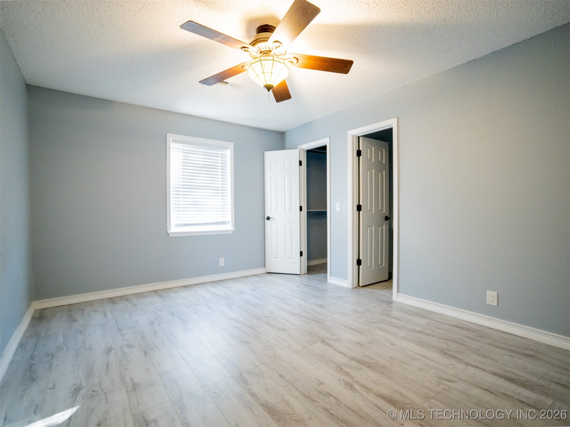 1753 S Pine Avenue Property Photo 5