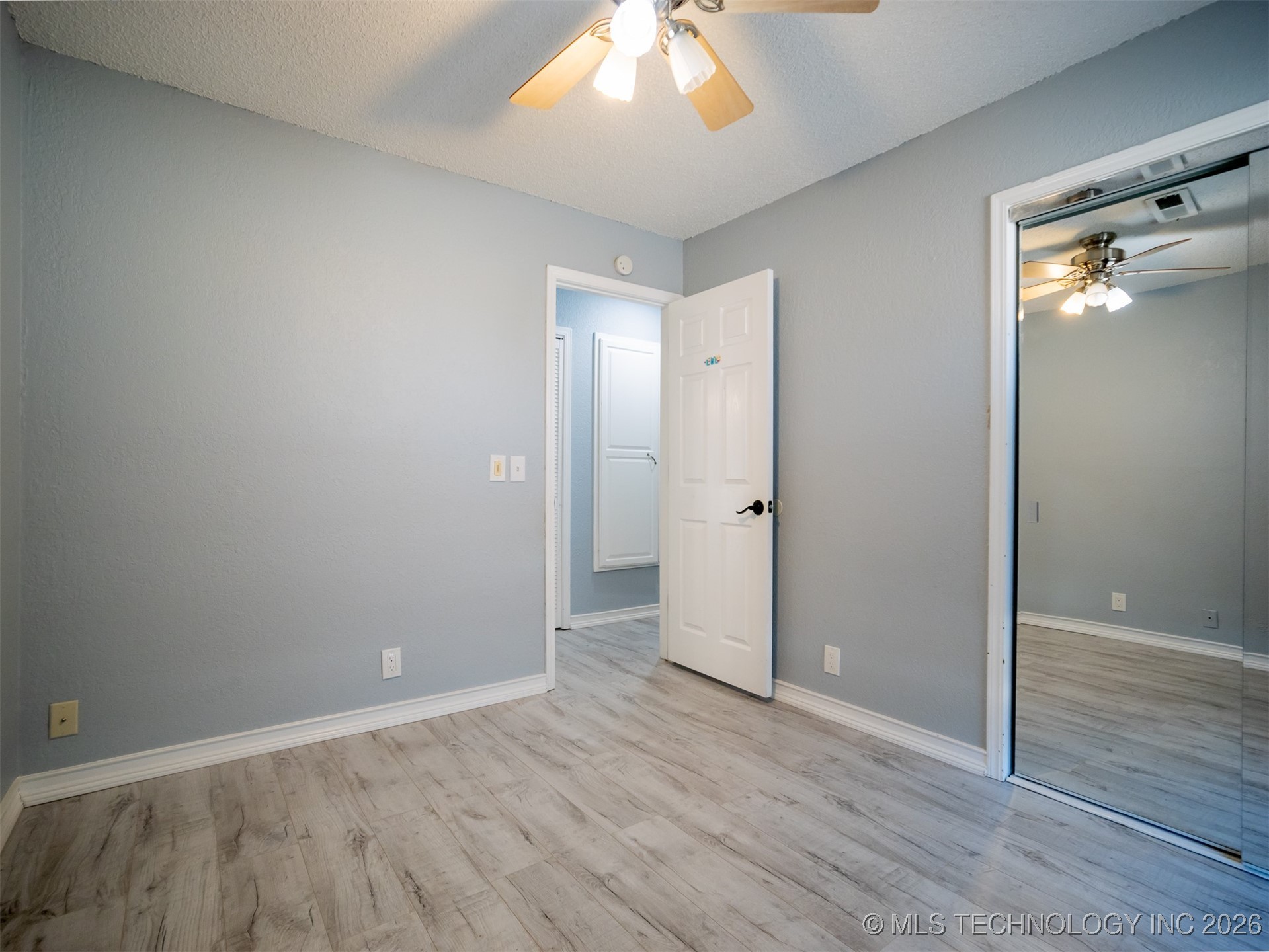 1753 S Pine Avenue Property Photo 15