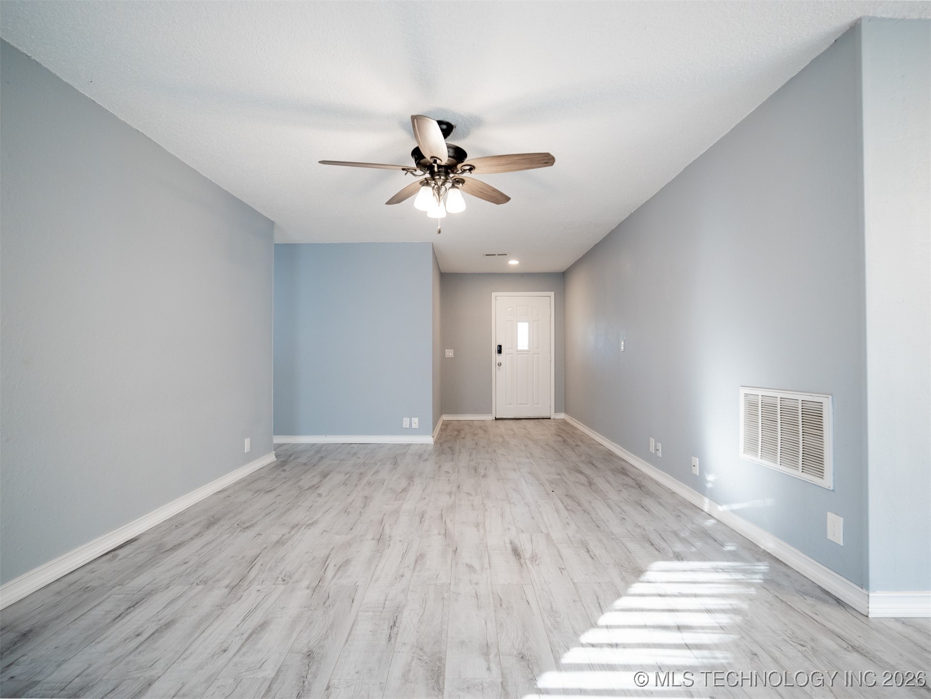 1753 S Pine Avenue Property Photo 19