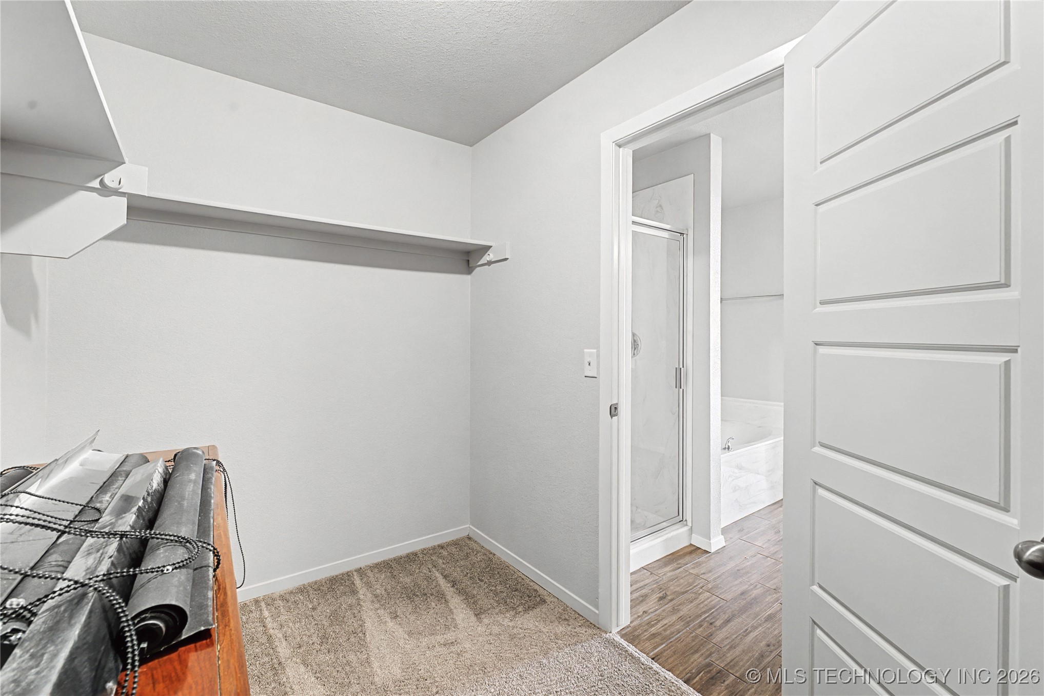 2912 W Charlotte Street Property Photo 17