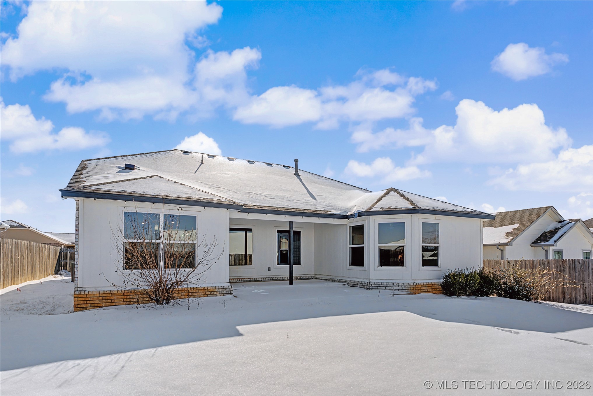 2912 W Charlotte Street Property Photo 25