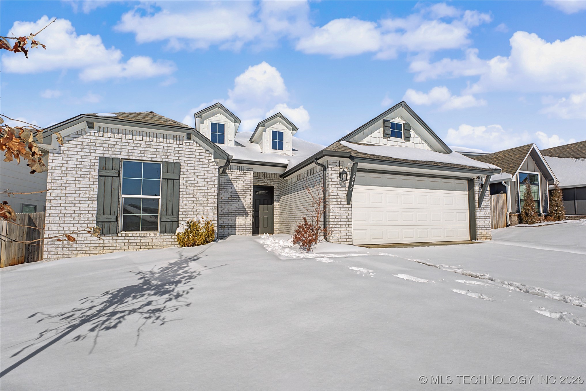 2912 W Charlotte Street Property Photo 28