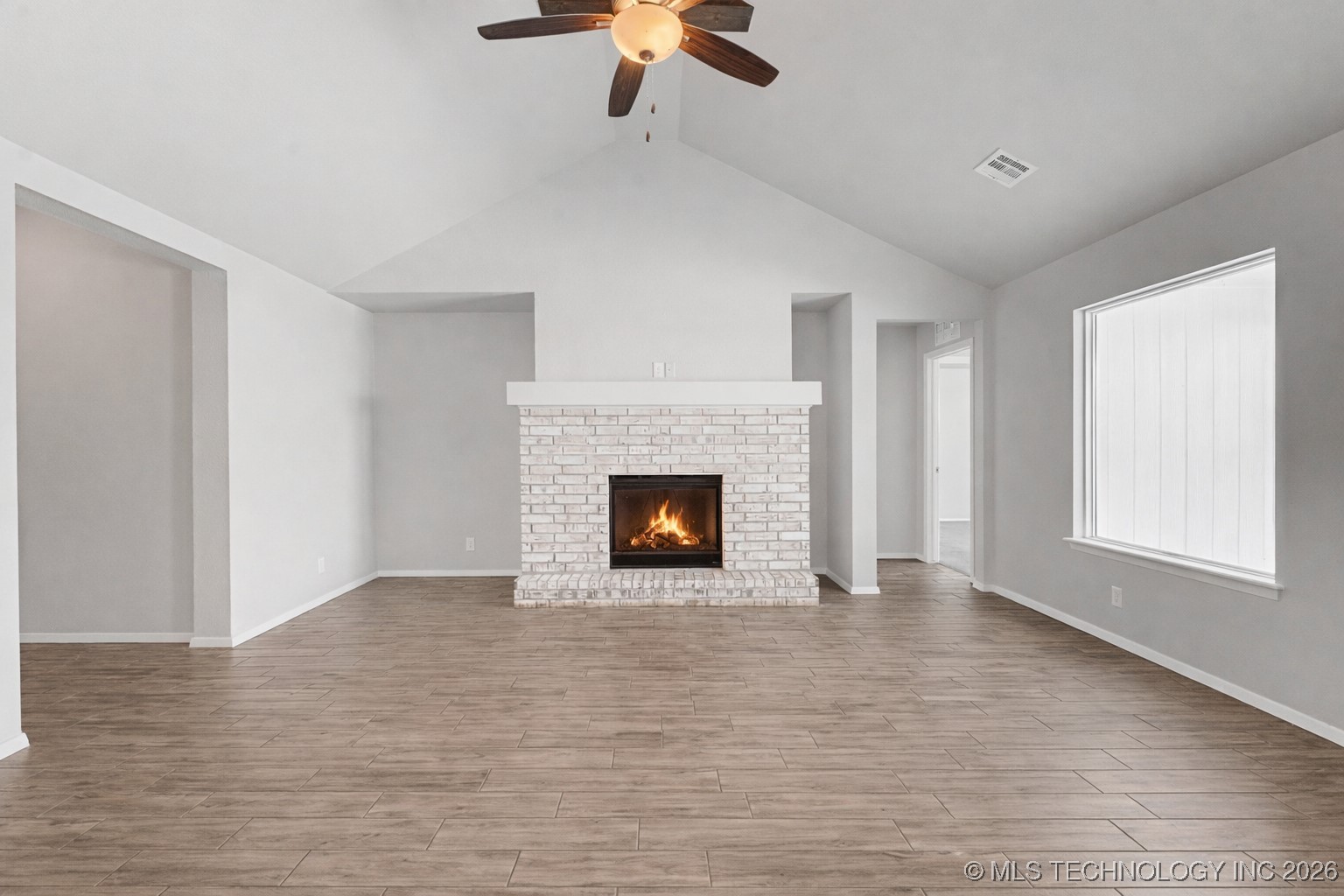 2912 W Charlotte Street Property Photo 30