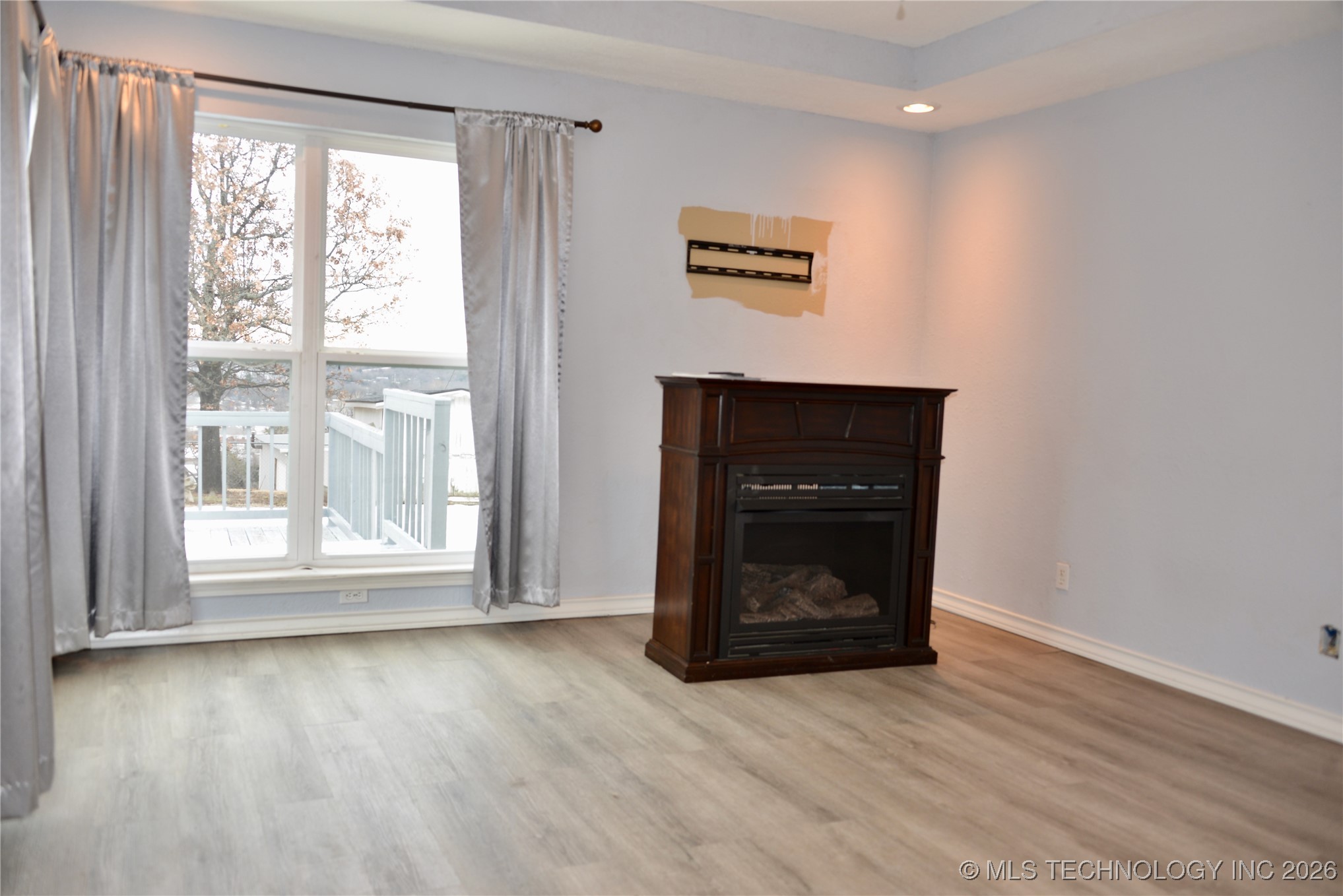 1215 Wade Wells Drive Property Photo 9