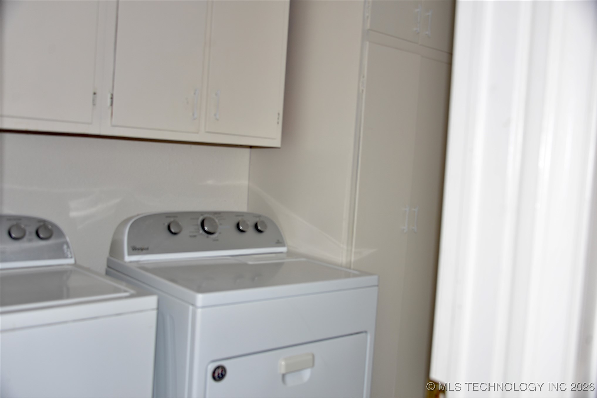 1215 Wade Wells Drive Property Photo 11