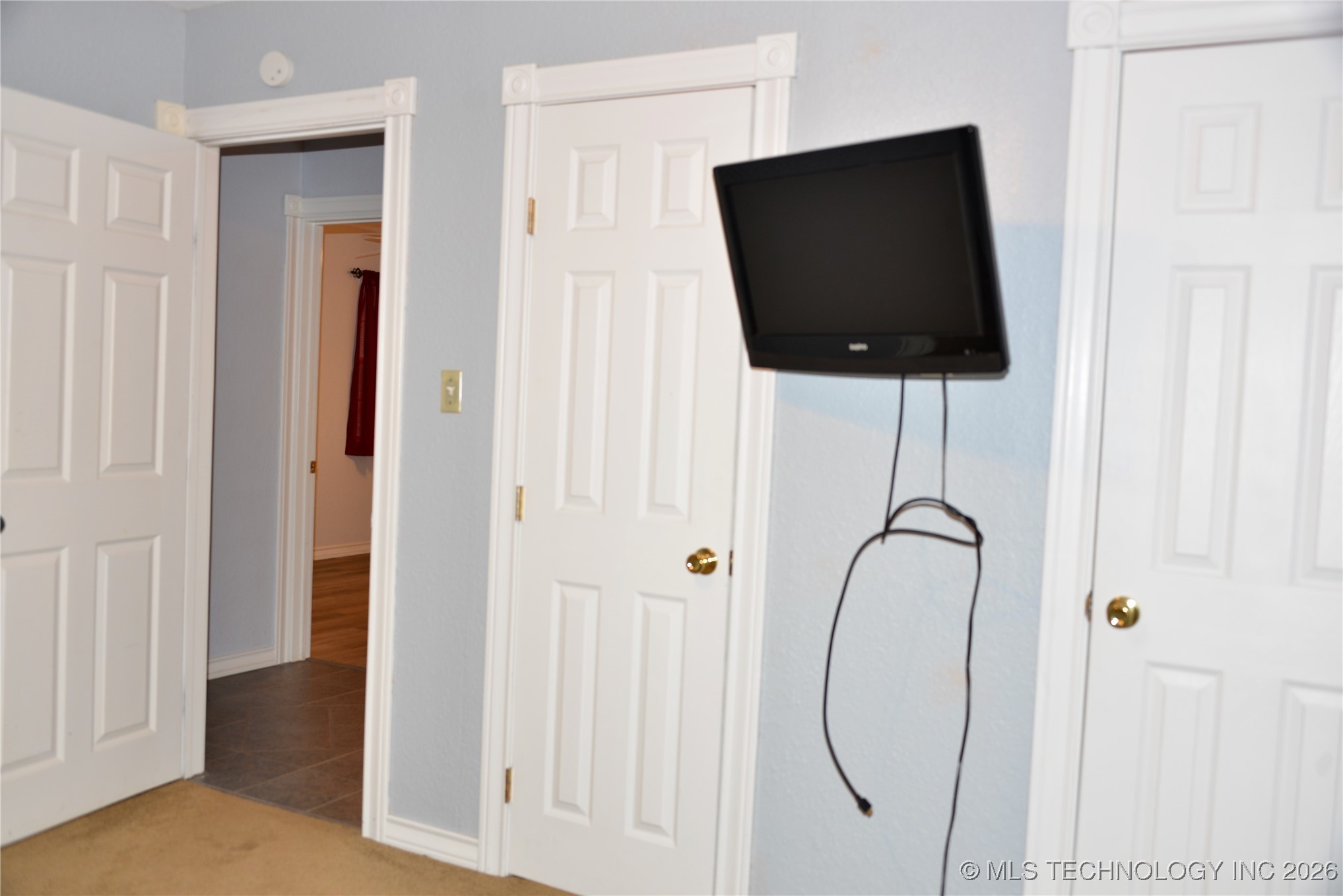 1215 Wade Wells Drive Property Photo 22