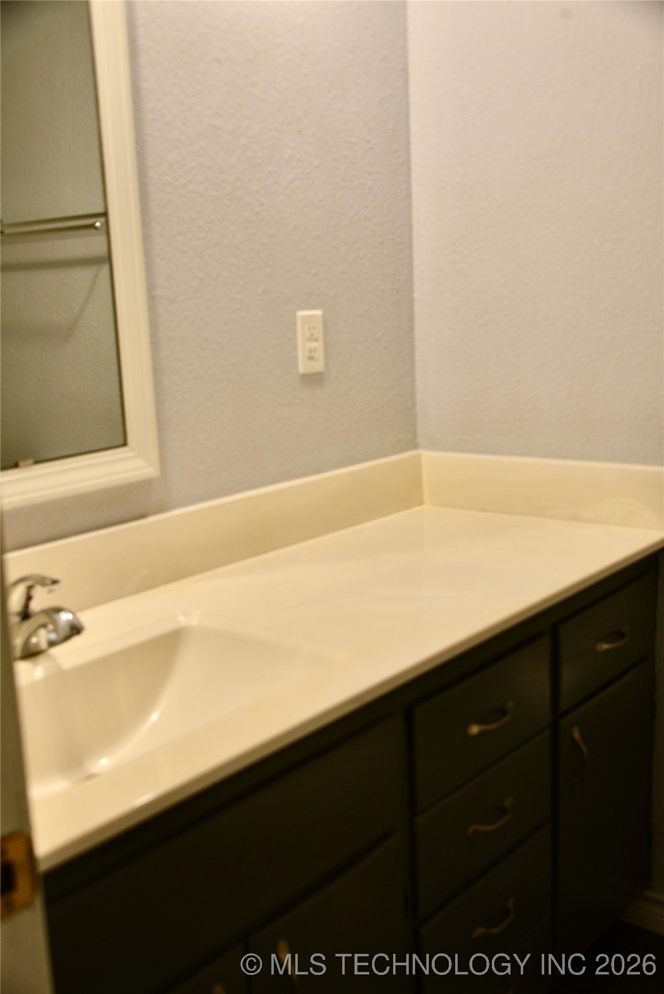 1215 Wade Wells Drive Property Photo 24