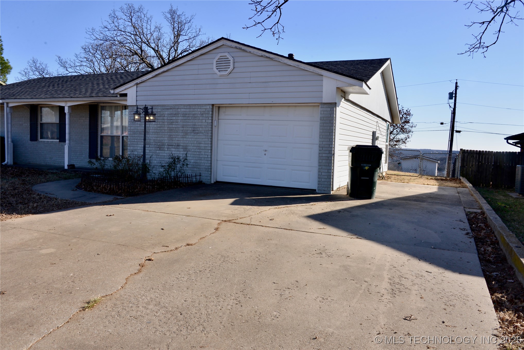 1215 Wade Wells Drive Property Photo 31