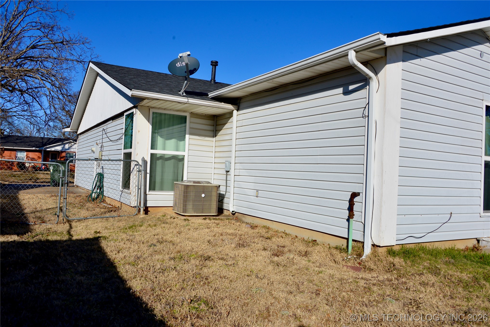 1215 Wade Wells Drive Property Photo 33