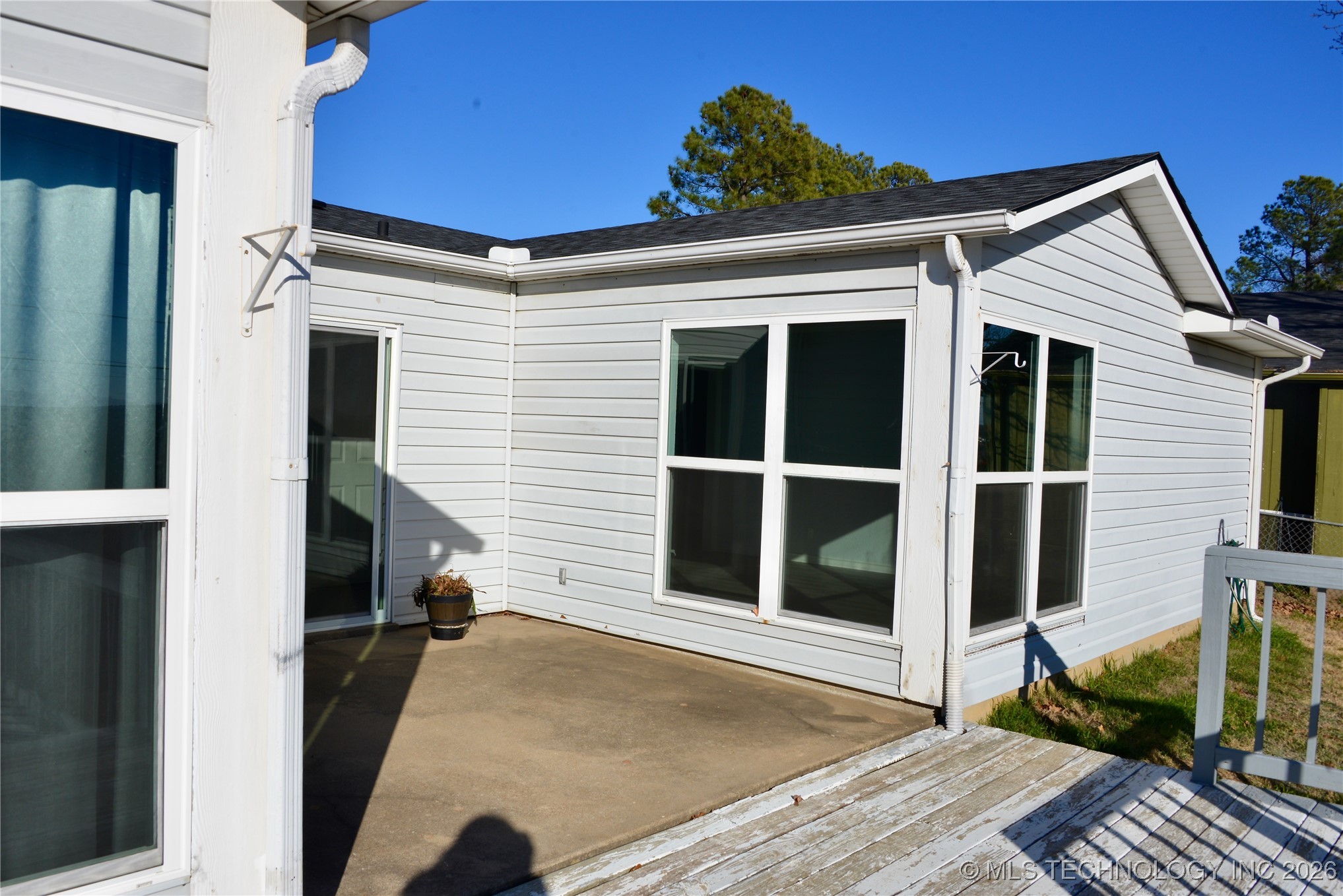 1215 Wade Wells Drive Property Photo 39