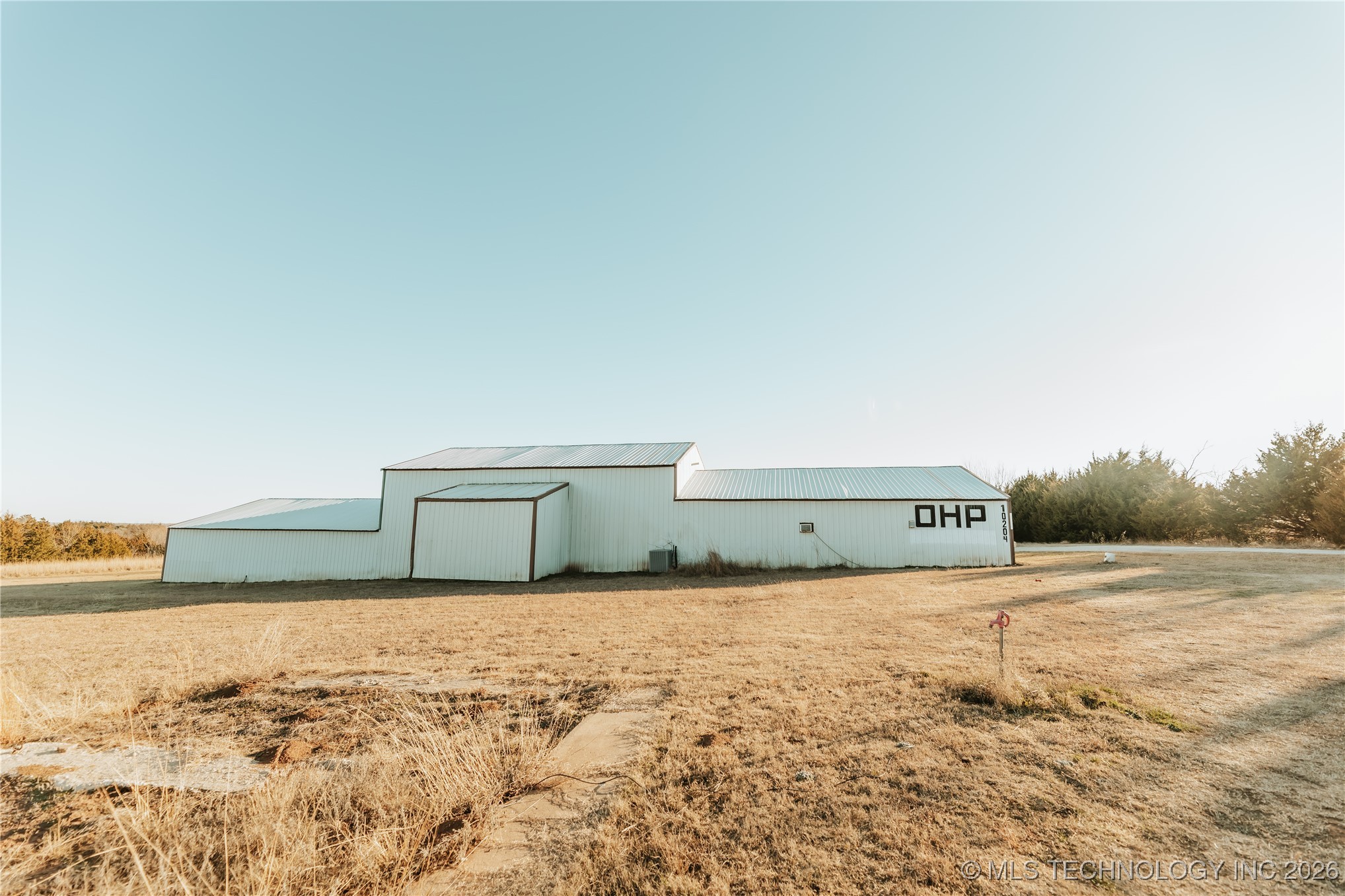 10205 E Tower Property Photo 1