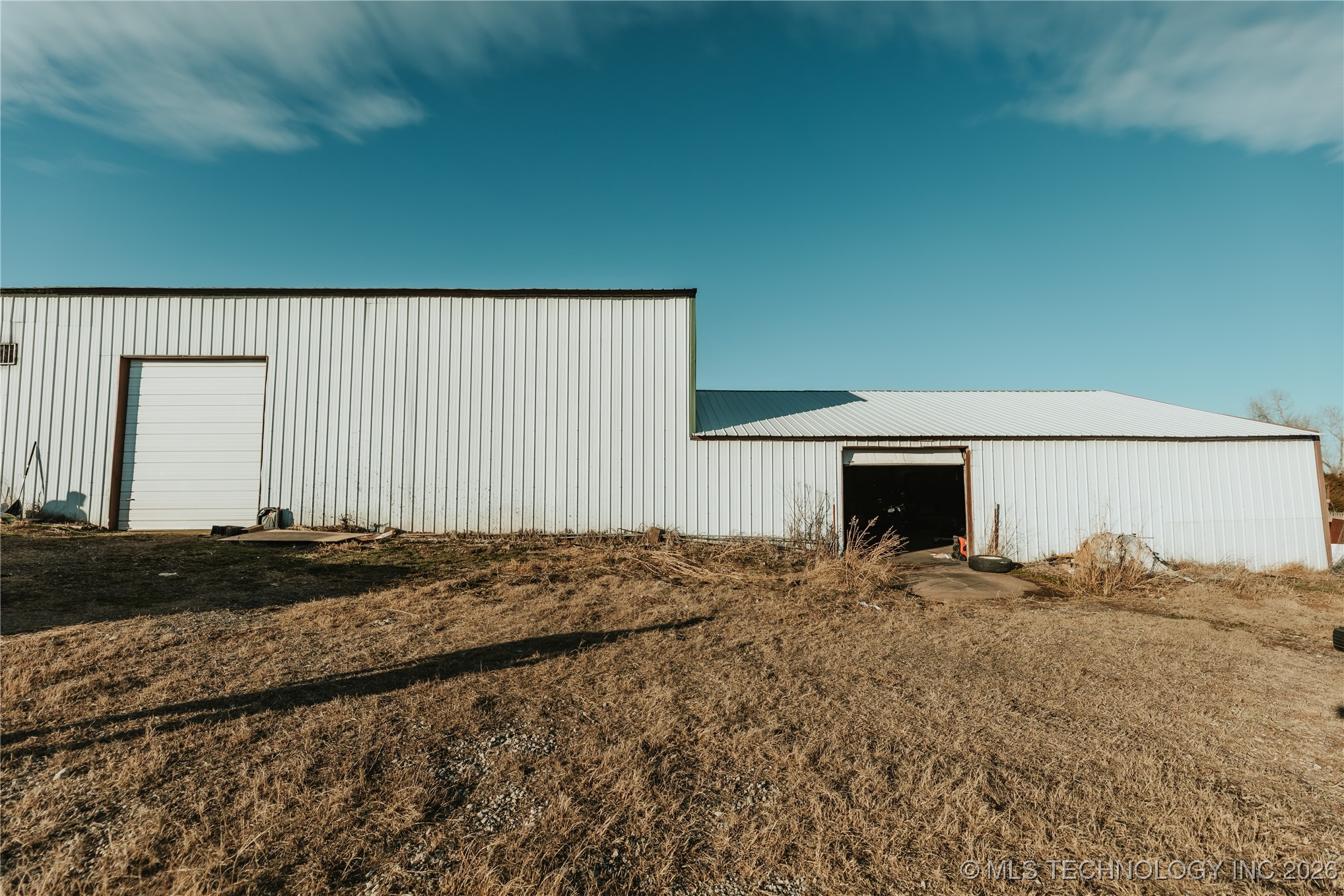 10205 E Tower Property Photo 3