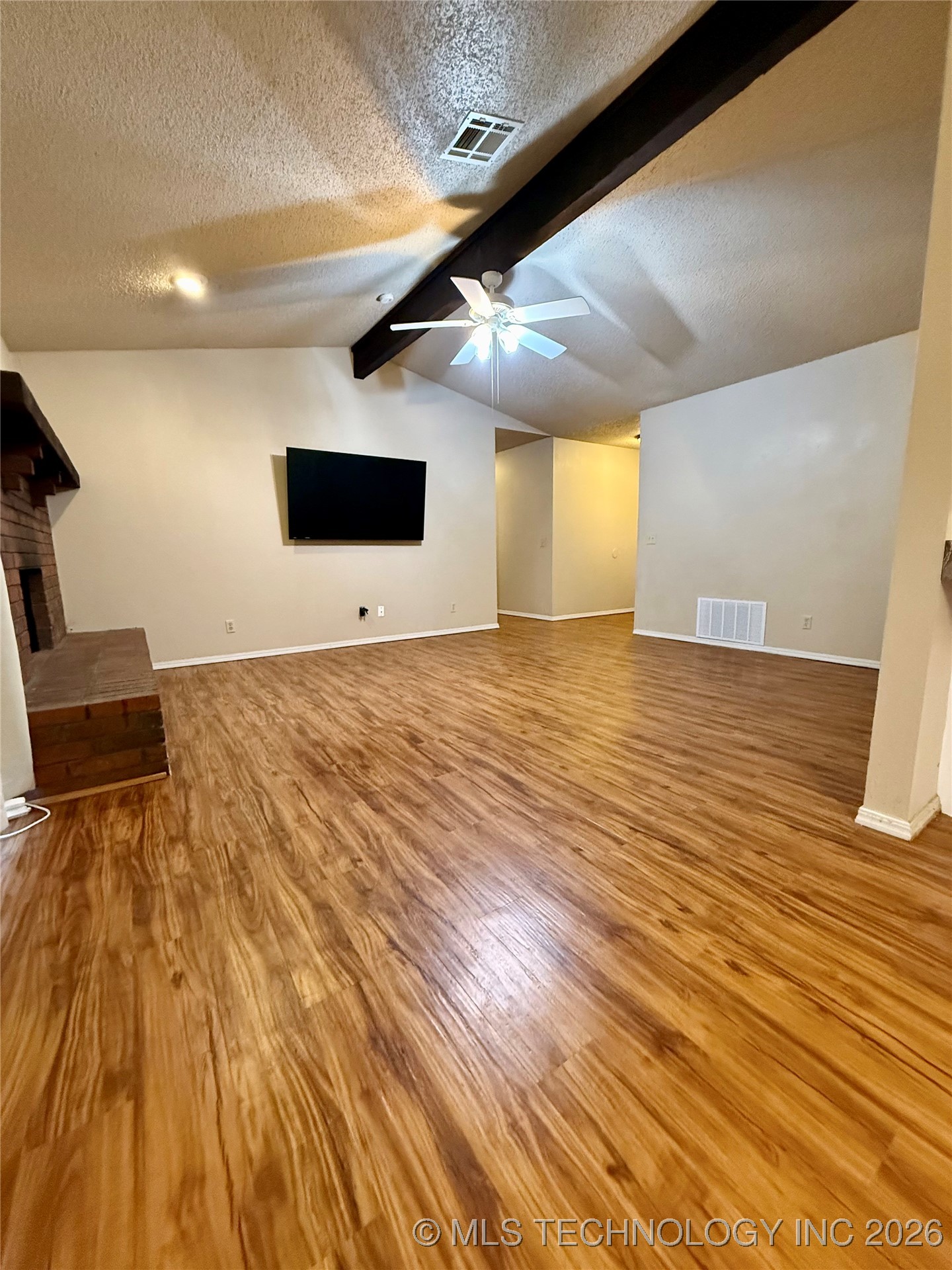 4609 S Date Avenue Property Photo 5