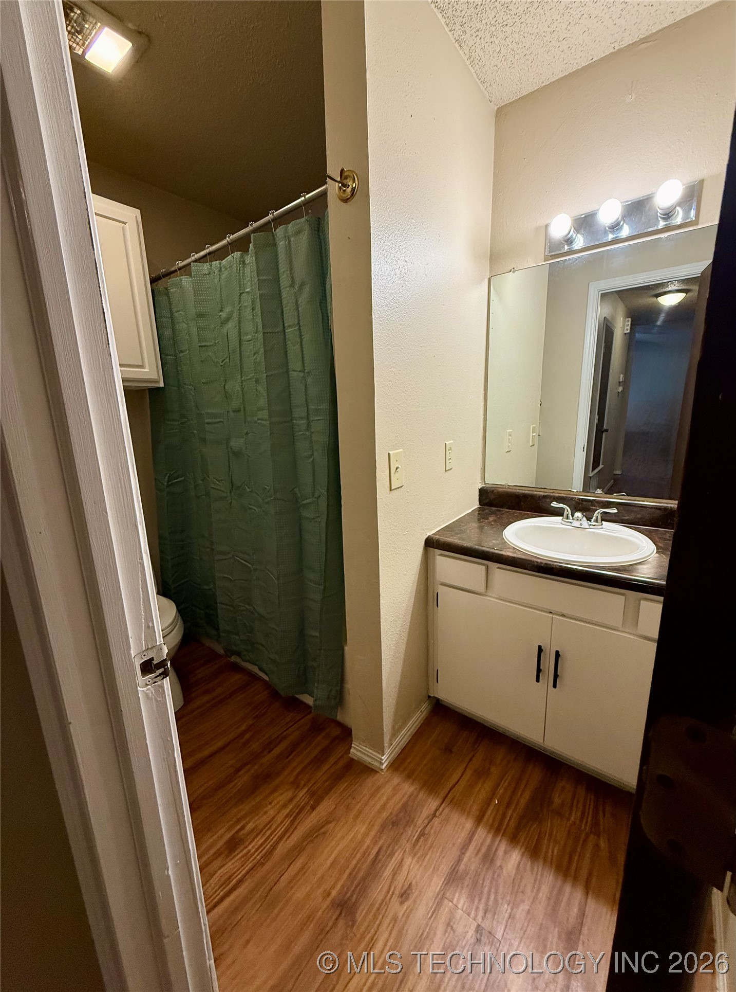 4609 S Date Avenue Property Photo 10