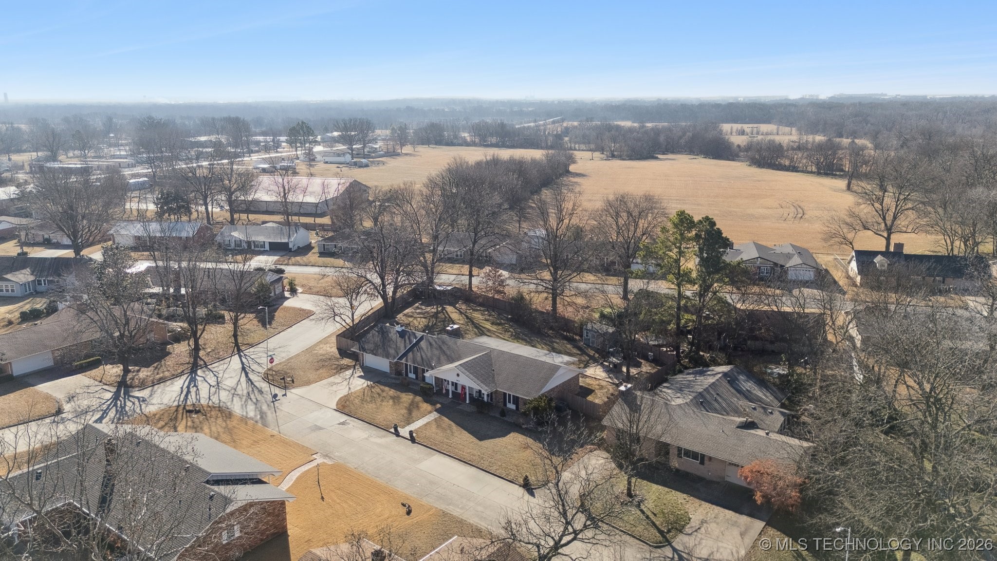 1912 Brookfield Terrace Property Photo 3