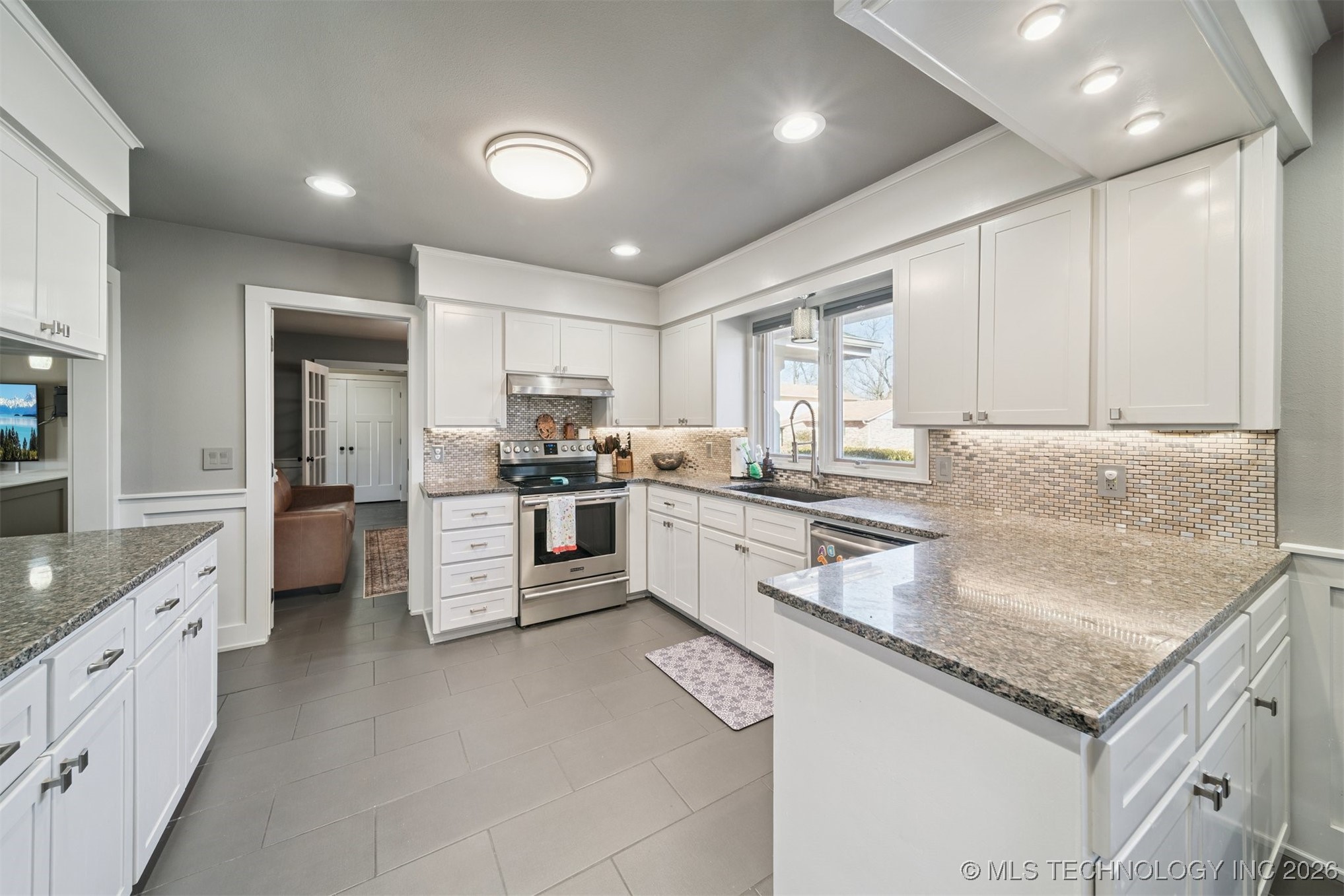 1912 Brookfield Terrace Property Photo 21