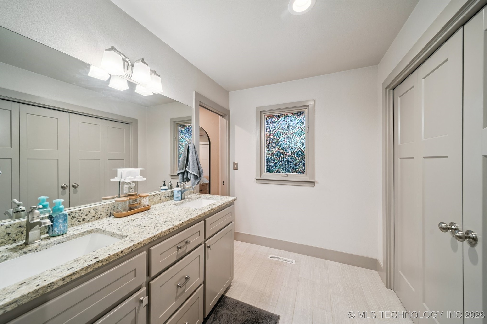 1912 Brookfield Terrace Property Photo 27