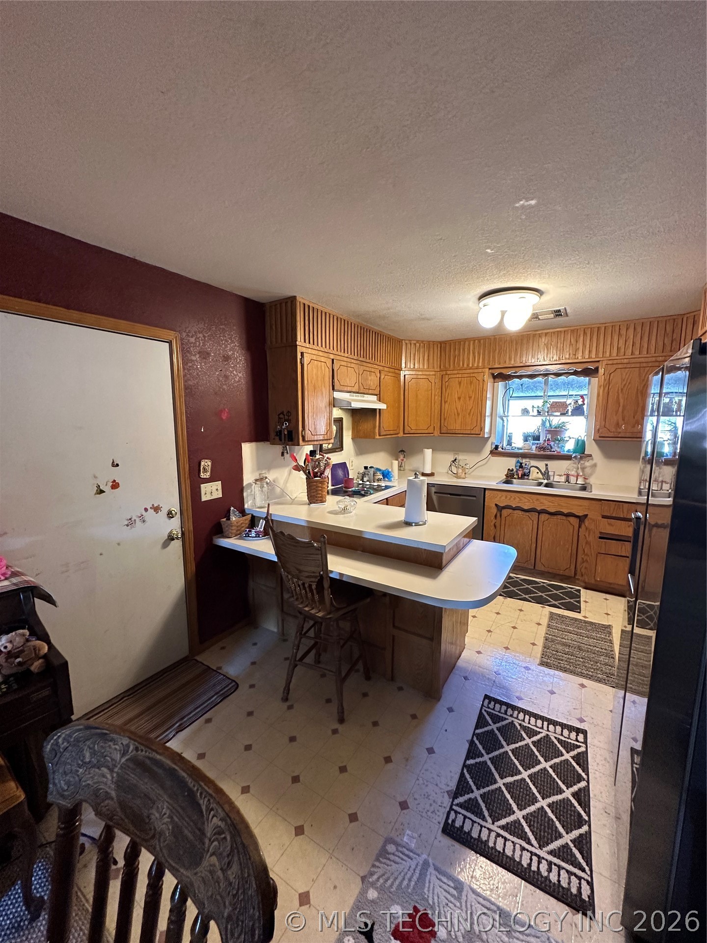 1135 Cravens Property Photo 7